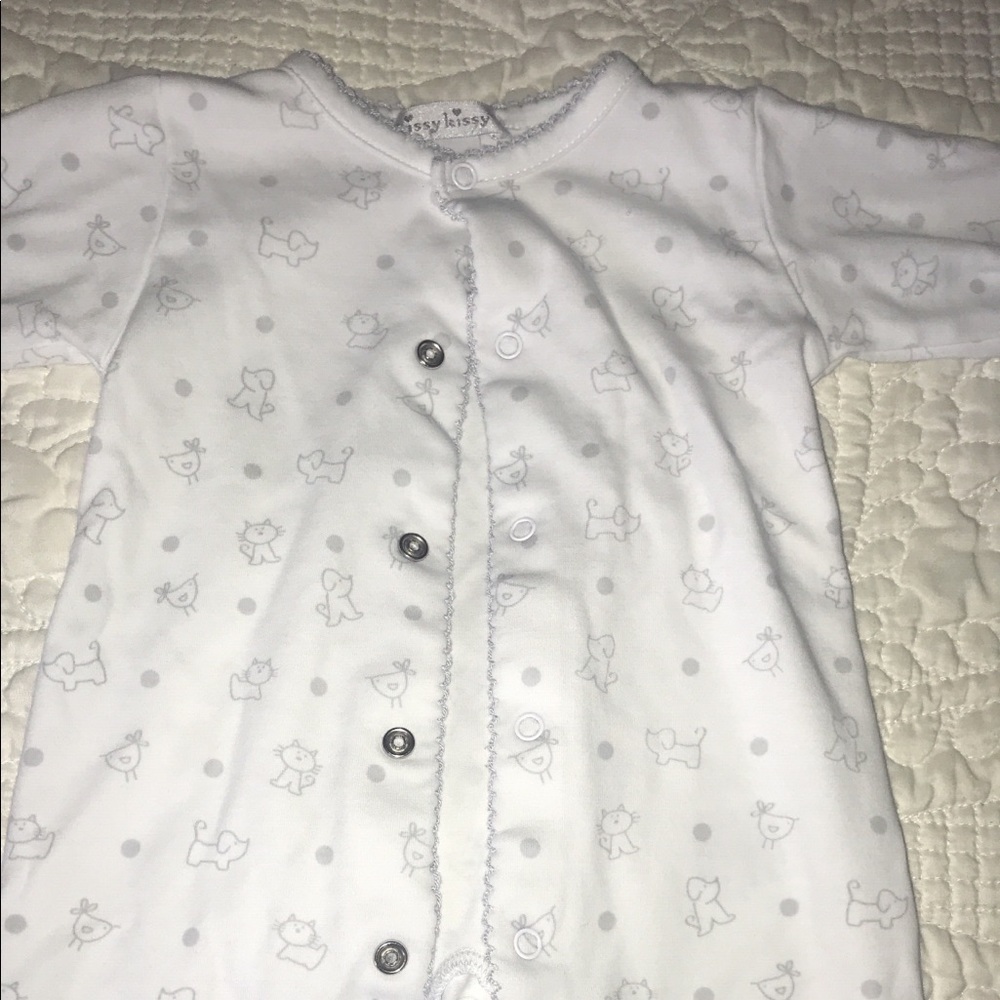 Newborn kissy kissy sleeper